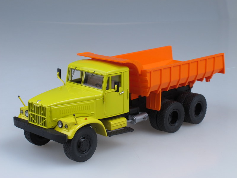 Scale model truck 1:43 KrAZ-255 dump truck red/orange 1970
